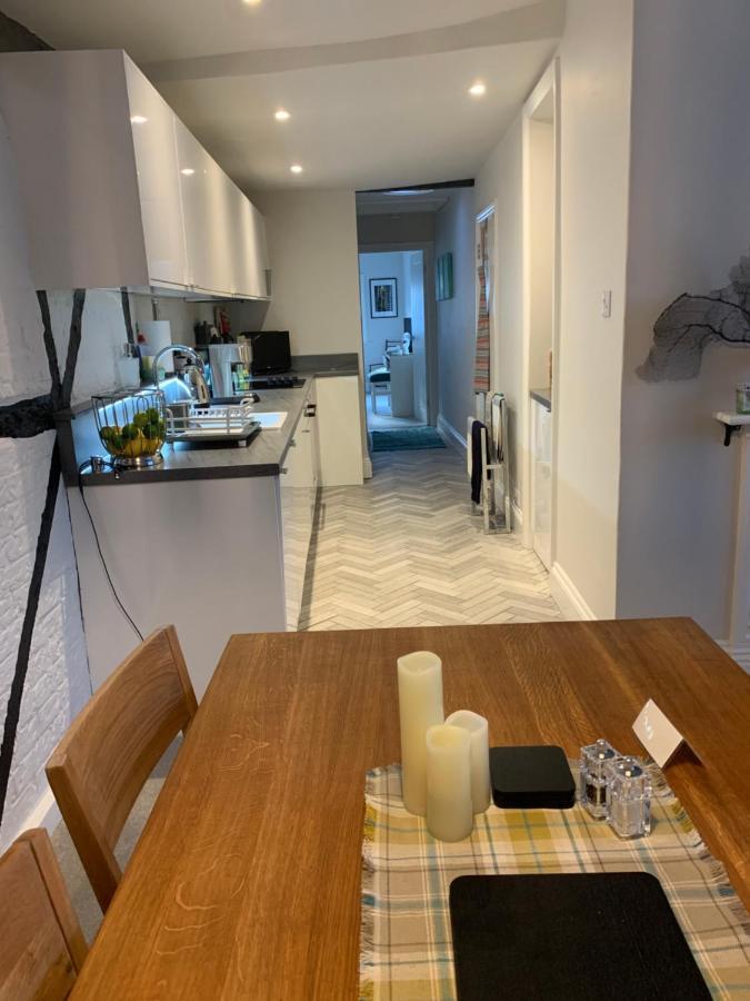 Hideaway Holiday Apartment Salisbury Kültér fotó